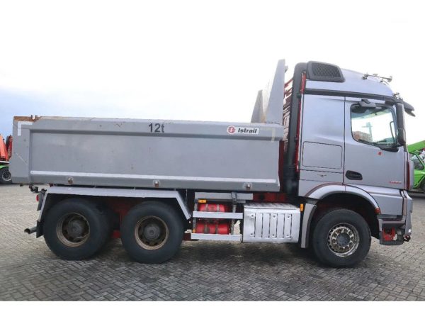 Mercedes-Benz Arocs 2658 2858 | 6X4 EURO 6 EJES GRANDES | RETARDADOR | PROBLEMA DE MOTOR - Imagen 5
